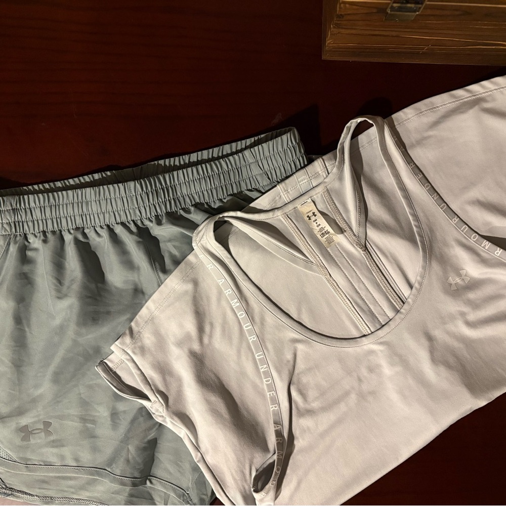 Under Armour Set - Picture 4 of 6